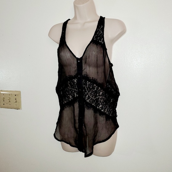Mind Code black Sheer Sleeveless top - Picture 3 of 8